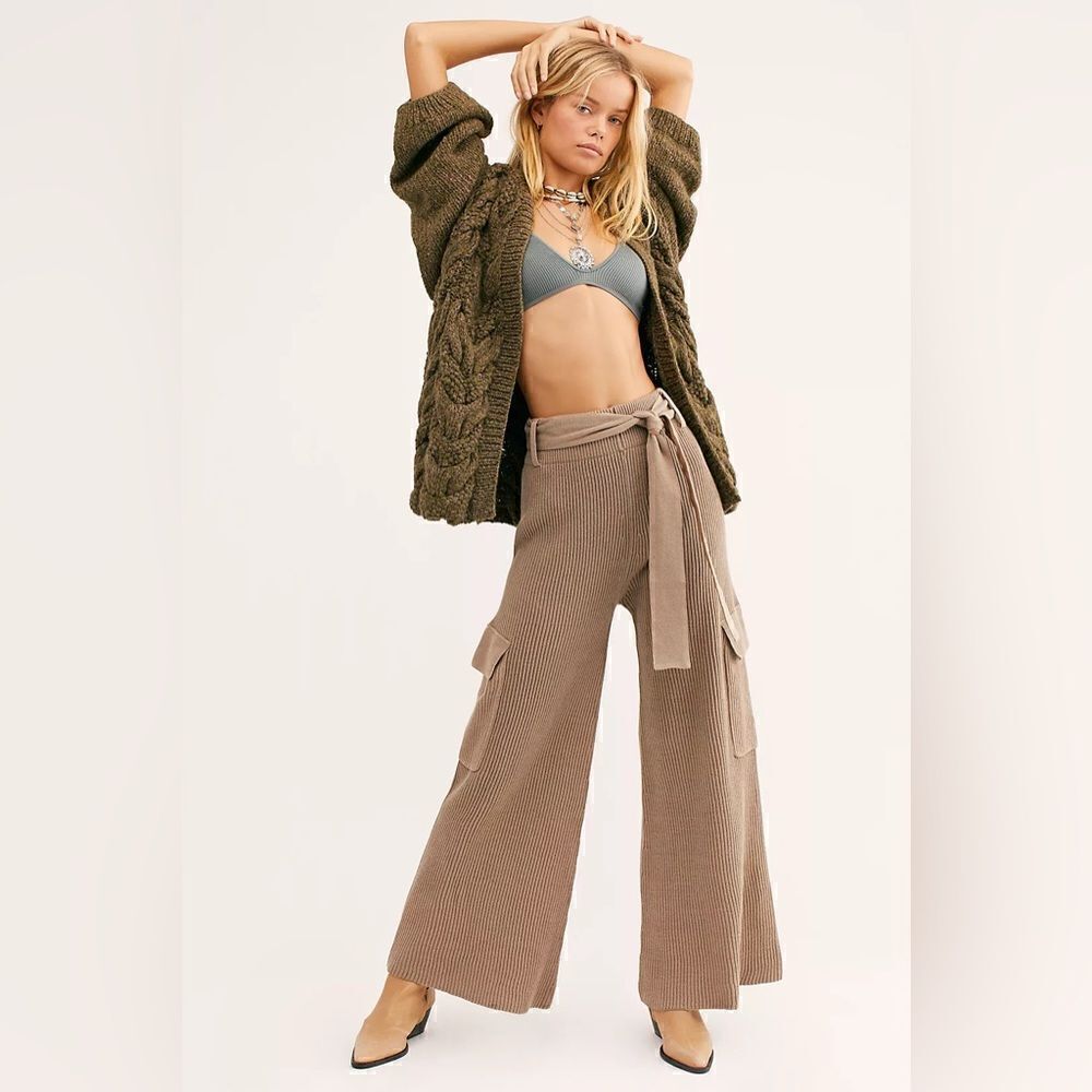 NWT FREE PEOPLE RIBBED WIDE LEG CARGO SWEATER PANTS
